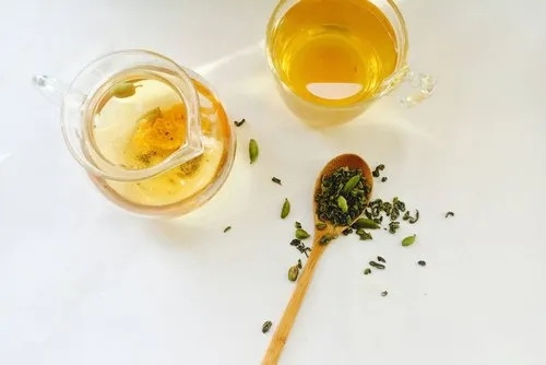 What Are The Top 5 Benefits of Green Tea L-Theanine 60% for Mental Health?